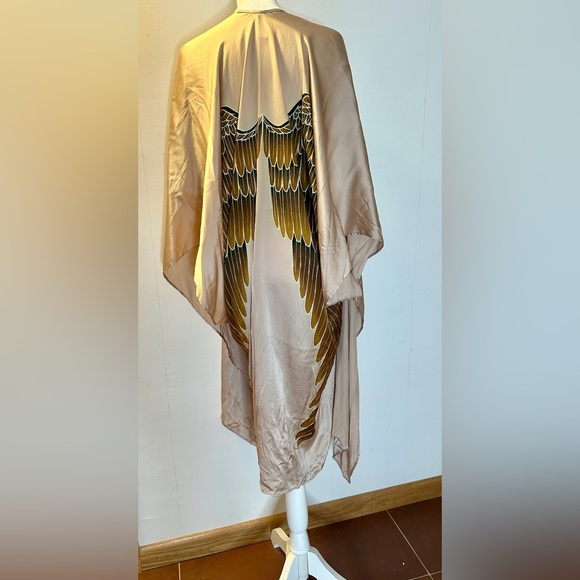 Warriors of the Divine 100% Silk Classic Angel Wing Kimono in Champagne / Blush - Picture 6 of 9
